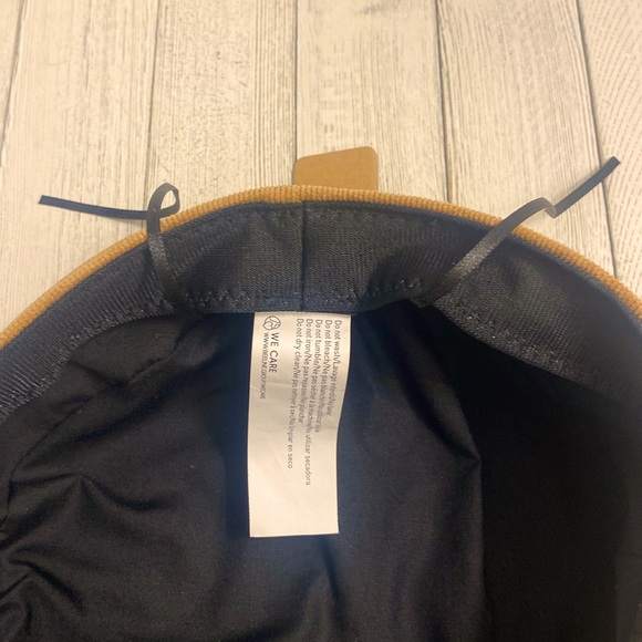 Woman’s Corduroy Cadet / Newsboy Hat - Picture 7 of 13